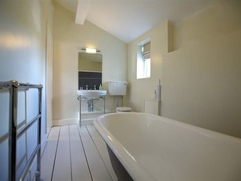Broadrock Apartment Chepstow Exterior foto